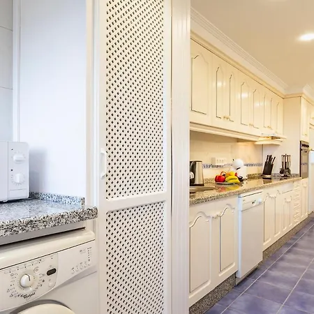 아파트 Rentcostadelsol Dona Sofia B 푸엔히롤라